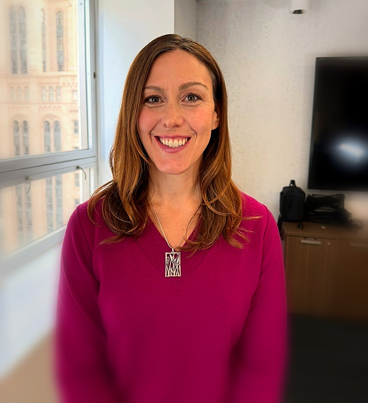 Natural on-camera glam for executive portrait by AVES Beauty San Francisco